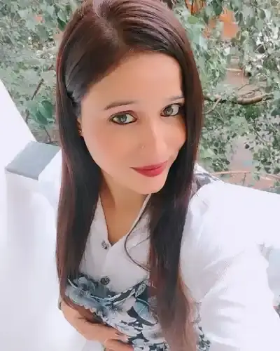 Call Girls in Kalamnuri
