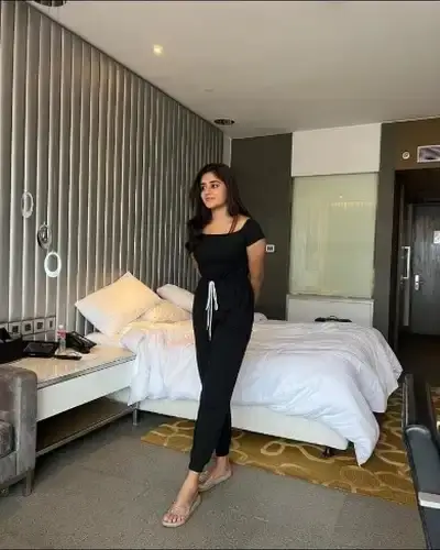 Kalamnuri Call Girl Service